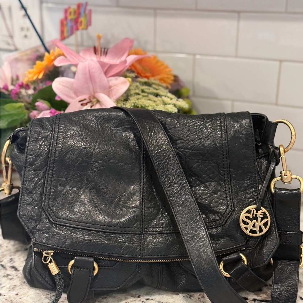 The Sak Black Leather Crossbody Bag - Picture 9 of 11